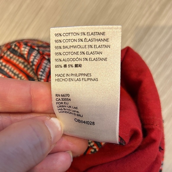 Anthropologie Maeve Abstract City Shorts - 6 - Picture 6 of 7